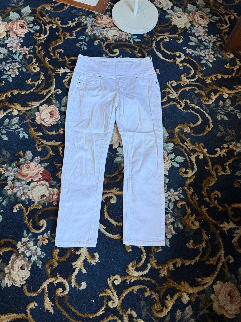 SPANX White Straight-Leg Skinny Jeans - worn‎ about 5x- no stains